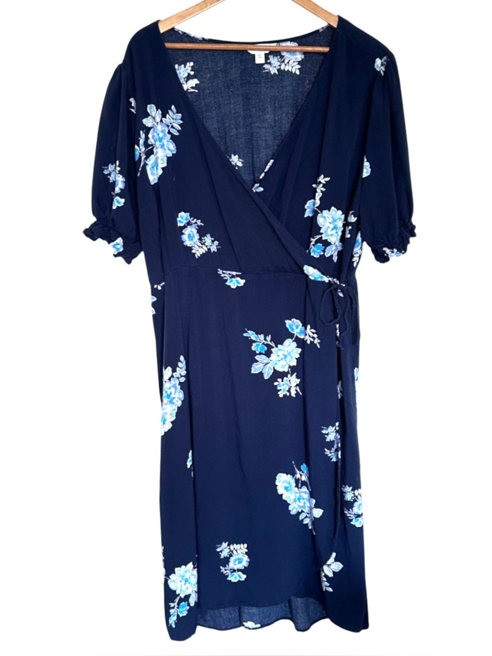 Time And Tru Dress Women’s XXL Blue Floral Short Sleeve V Neck Lightweight